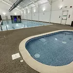 Holiday home The Tidal Shack - Part Of The The Bay Filey Village With Pool, Gym And Direct Access, Pub, Restaurant, Tennis And Meadows Walks *