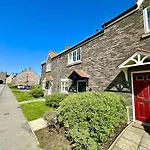 The Tidal Shack - Part Of The The Bay Filey Village With Pool, Gym And Direct Access, Pub, Restaurant, Tennis And Meadows Walks *